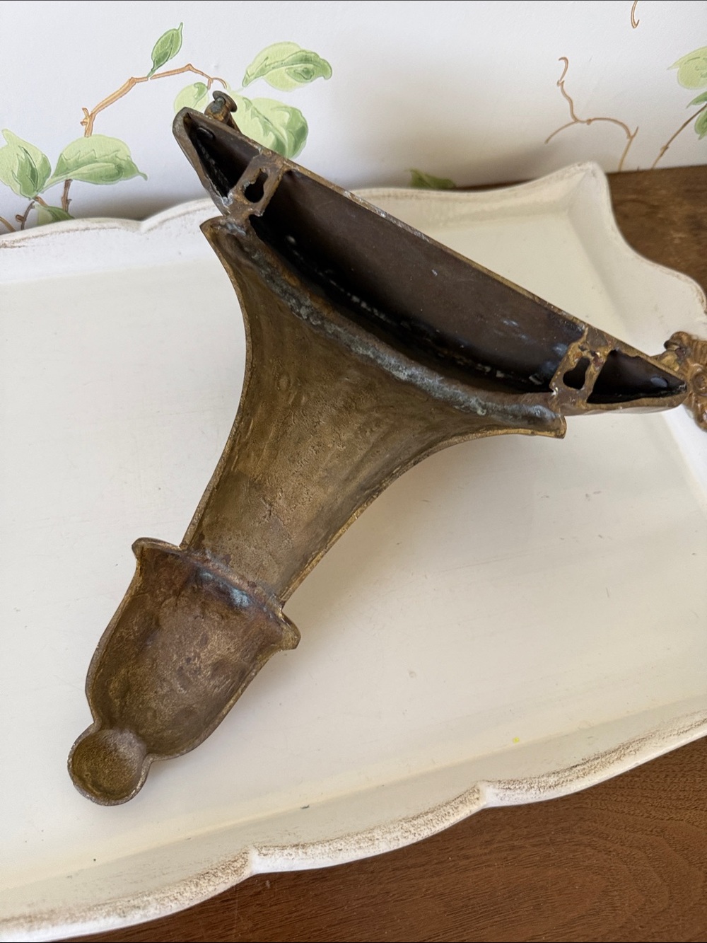 Vintage Brass Wall Sconce Shelf - Picture 4 of 9